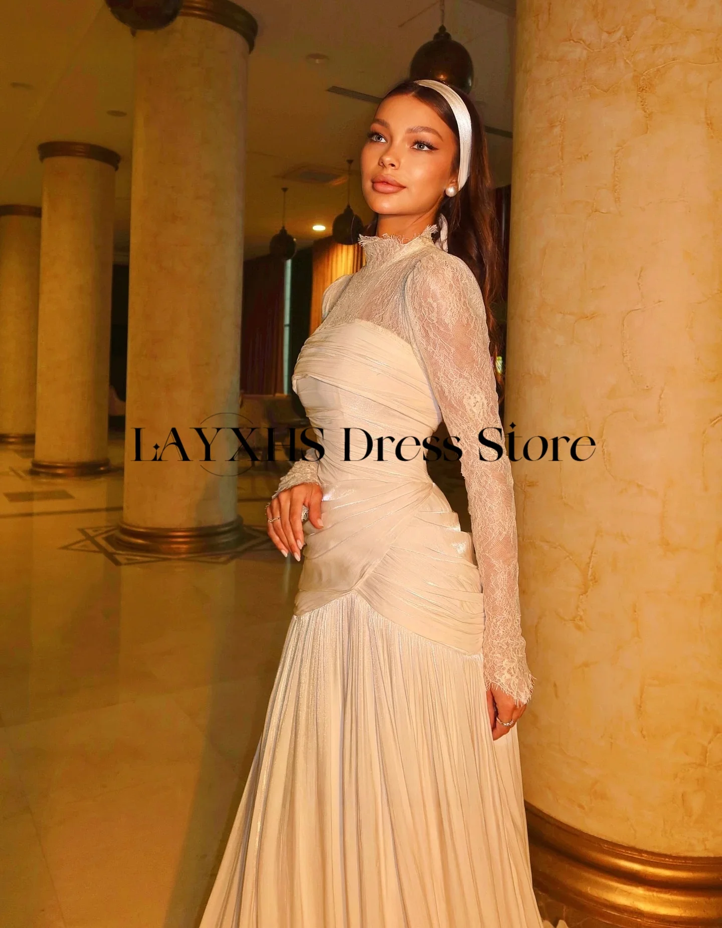 LAYXHS Elegante Kant Hoge Hals Trouwjurken Lange Mouw A-lijn Vloerlengte Bruidsjurken Aangepaste vestido de noiva