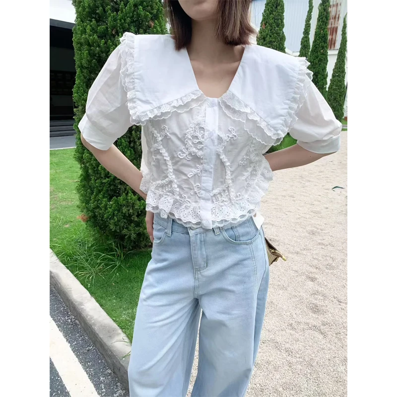 

Sweet Style Short Sleeve Shirt Women's Summer 2026 New Lace Hollow out Bubble Sleeve Large Collar Splice Wooden Lace Top