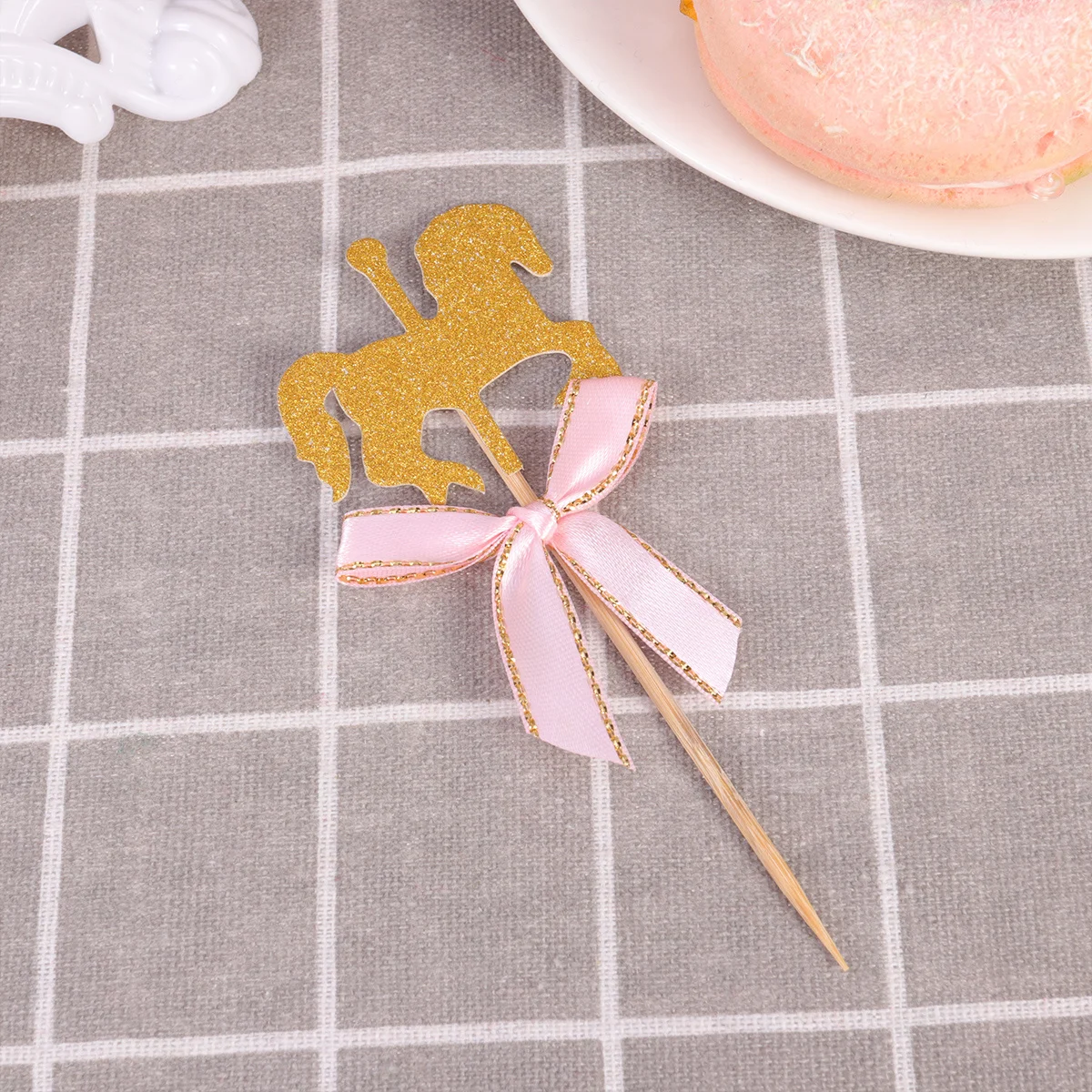 

Carousel Shape Dessert Toppers 20pcs Cupcake Cake Decoration for Baby Shower Wedding Party Favors Unique Sweet Treats