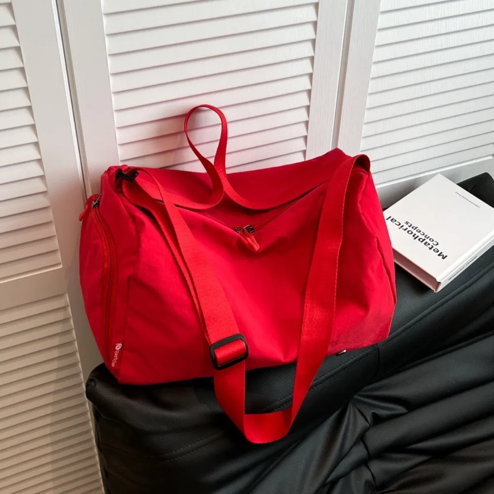 

Fashion Korean Sports Fitness Bag Large Capacity Cross Body Travel Luggage Bag Versatile Zipper Yoga Satchel Bag Unisex