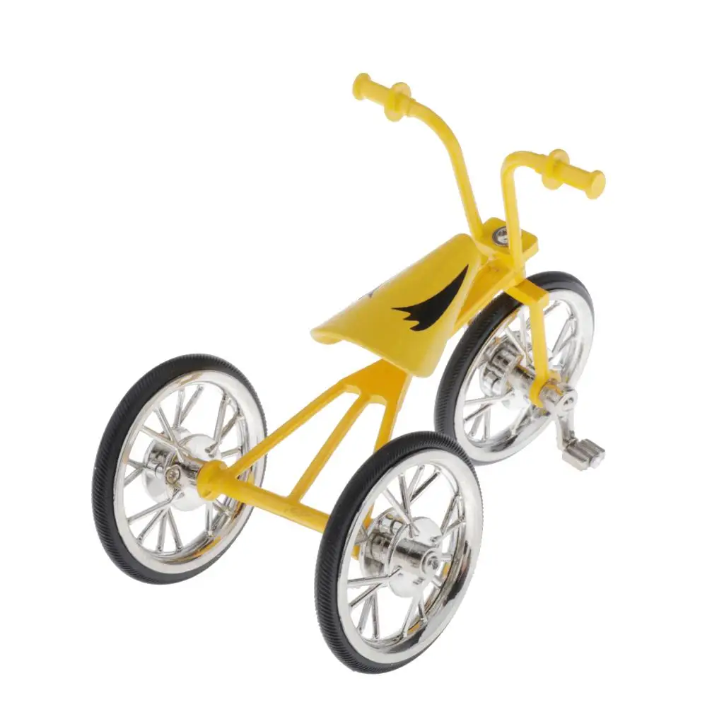 1 10 Scale Diecast Tricycle Miniature Alloy Bike Model Toy for Children Home Office Decoration