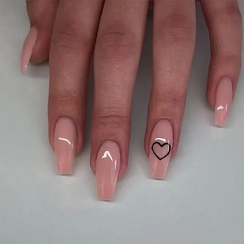 24Pcs/Box Fake Nails Press On  False nails  Ballerina Pink Color Design With Heart Pattern  Set   Nail Art