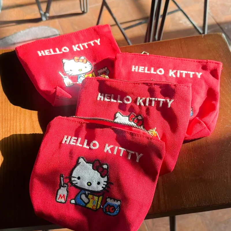 المرأة الجديدة Kawaii موضة الأحمر المرأة سعة كبيرة حقيبة مستحضرات تجميل لطيف الفتيات السفر حقيبة التخزين صفر محفظة الهدايا ، القرطاسية