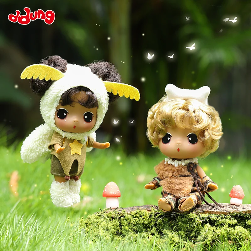 

DDUNG MOTH WILDMAN Wonderful Jungle Series Blind Box Surprise Box Original Action Figure Cartoon Model Mystery Box Collection