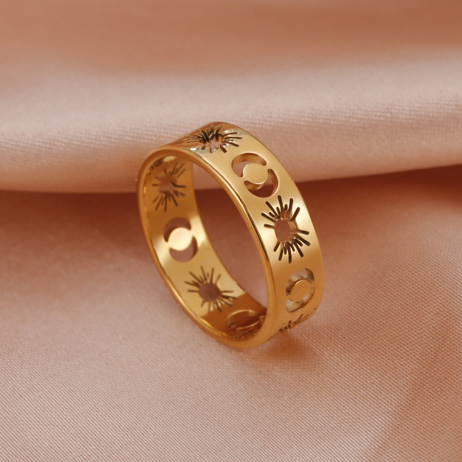 Skyrim Hollow Sun Moon Ring Stainless Steel Gold Color Women Rings 2024 Boho Aesthetic Jewelry Valentine's Day Gift for Lover