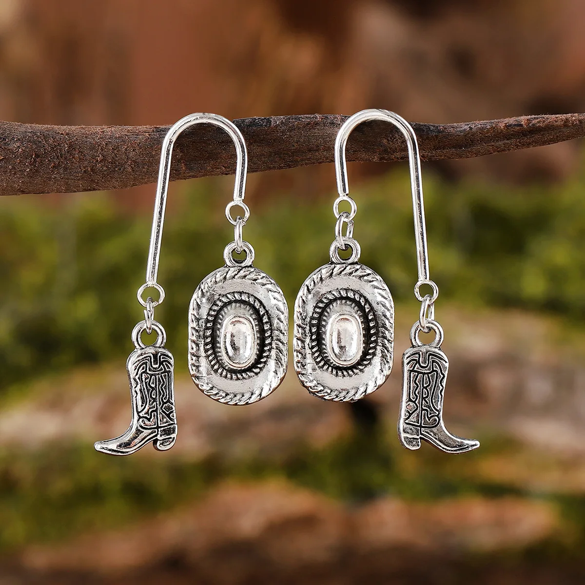 accessori-fai-da-te-orecchini-pendenti-creativi-in-denim-stile-western-retro-con-borchie-geometriche-squisiti-a-forma-di-cappello-e-stivali-per-il-commercio-transfrontaliero