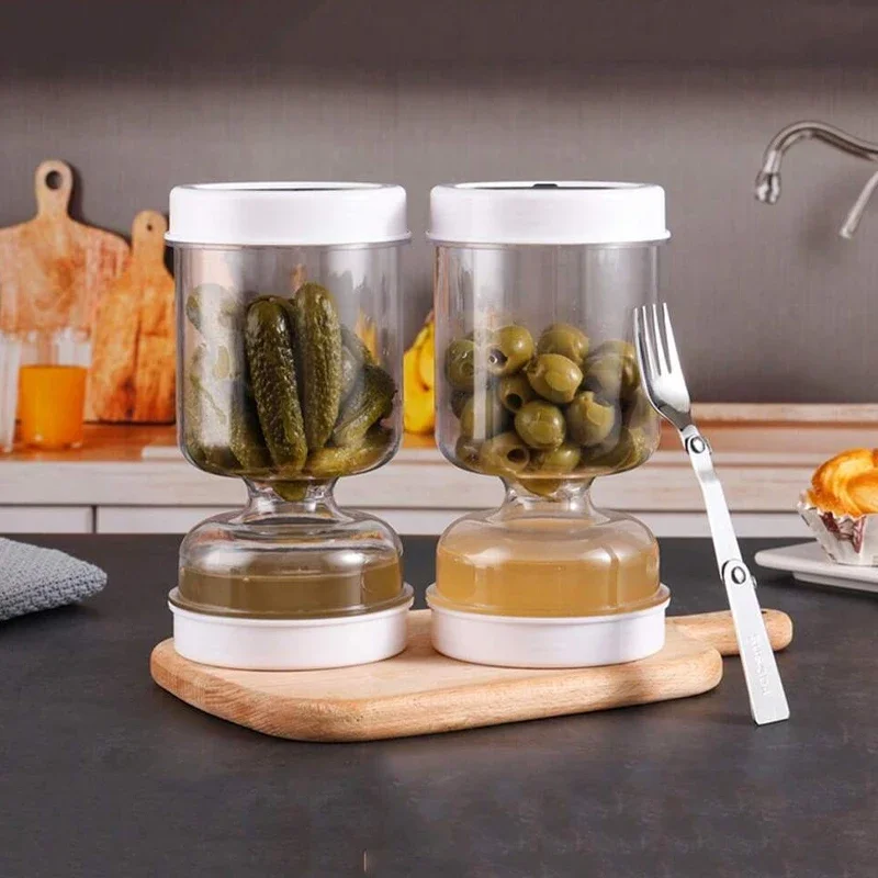 Pickles Jar with Liquid Separator 3