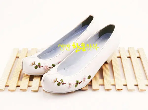 

Women Hanbok Shoes 5cm High Heel Korean Traditional Shoes for Hanbok Dress