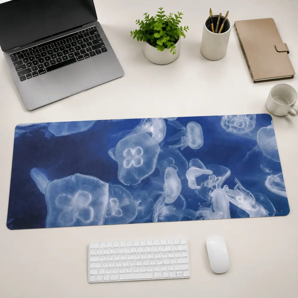 Original jellyfish print, simple and elegant marine style. Suitable for office workers, as well as for home office desk setups