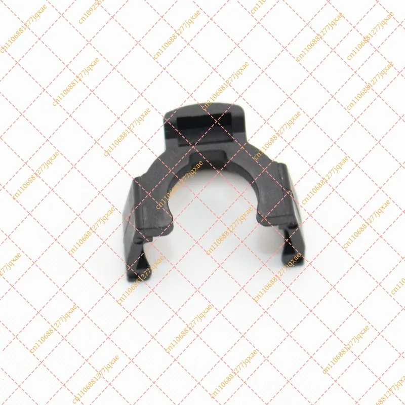for Jaguar / Land Rover Range Rover Sport / Discovery 4 Engine Water Pipe Clamp