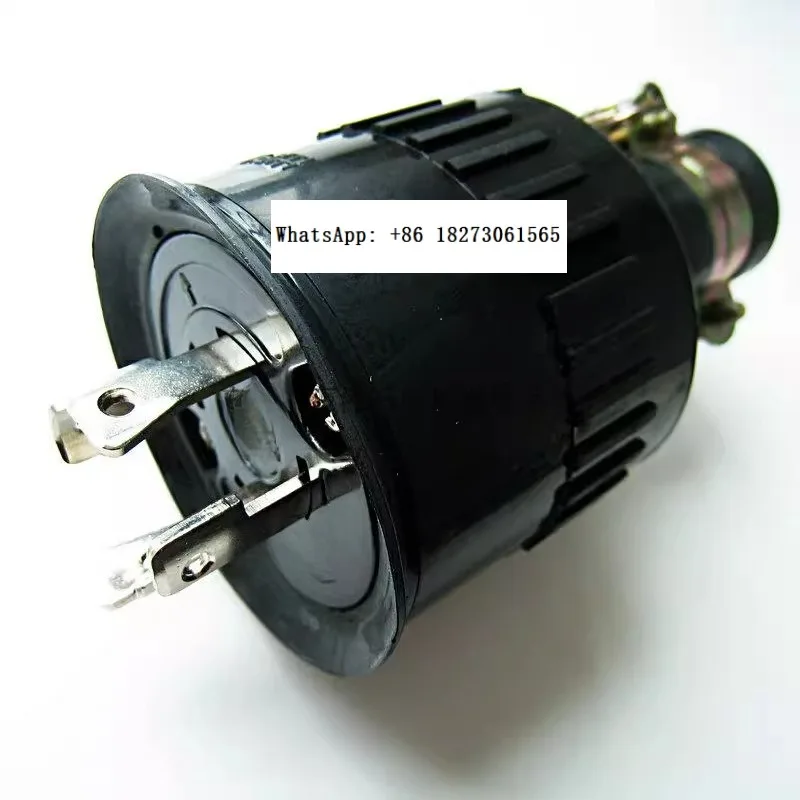 

30A high-power/LKEW hanging anti loosening and anti falling electric wood plug LK8432B