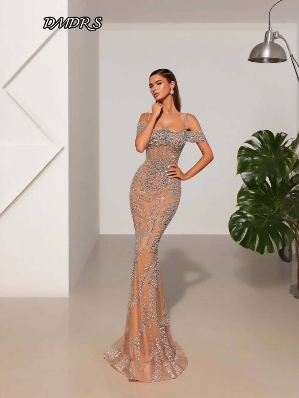 

Romantic Spaghetti Strap Evening Dress Charming Crystal Beaded Party Gown Formal A-line Floor Length Party Dresses فساتين سهرة