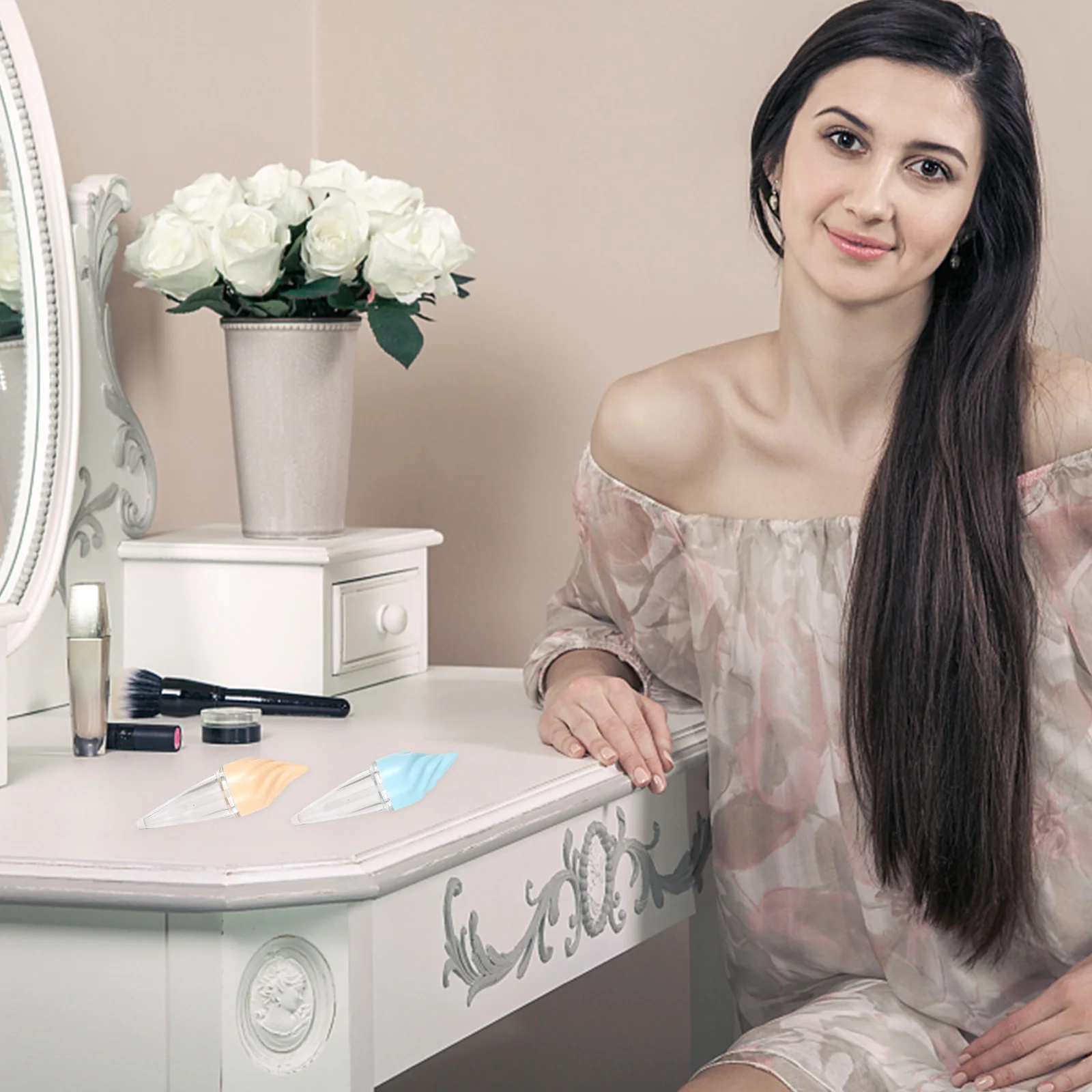 Tubo per lucidalabbra gelato da 6 pezzi Bottiglie per balsamo per labbra vuote premium Contenitore leggero da viaggio per ragazze