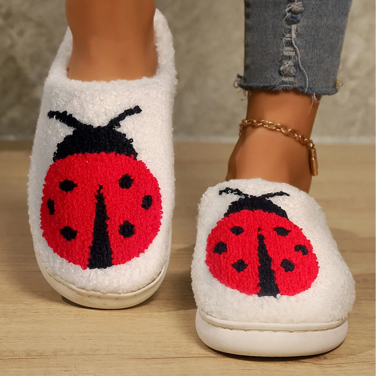 

Women's Cute Animal Beetle Slippers Autumn Winter Cartoon Home Anti-Slip Indoor Plush Shoes Comfortable Soft Slip-On
