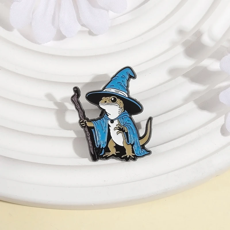 سحلية معالج المينا دبابيس الشرير القوطية الأزرق الحيوان دبابيس معدنية تزيين ظهره الملابس شارة التلبيب مضحك مجوهرات هدايا