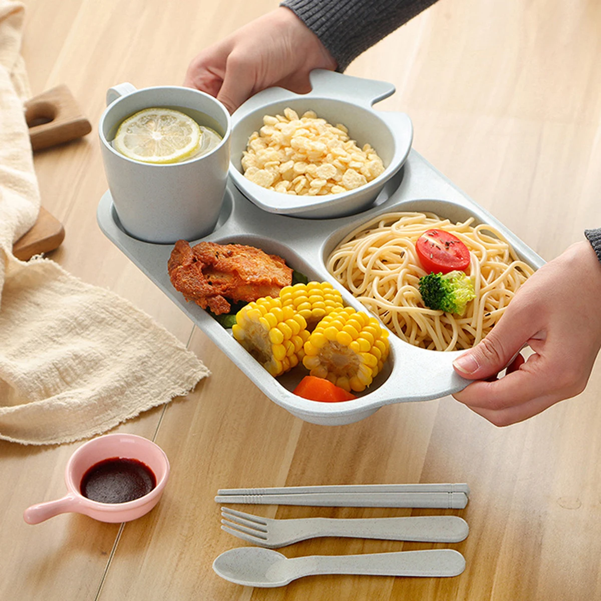 

6PCS Kids Dinnerware Set Children Tableware Wheat Straw Bowls Spoons Forks Safe Toddler Soup Noodle Cereal Fruit Biodegradable