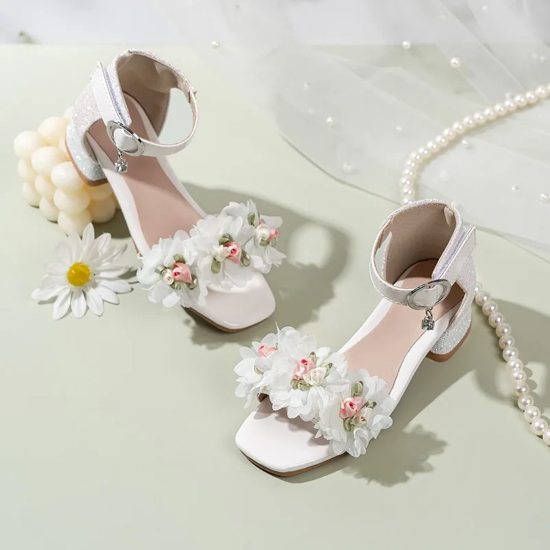 

2026 Summer Kids Elegant Sandals New Sequins Girls Catwalk Shoes for Wedding Party Fashion Flower Children's Princess High Heels