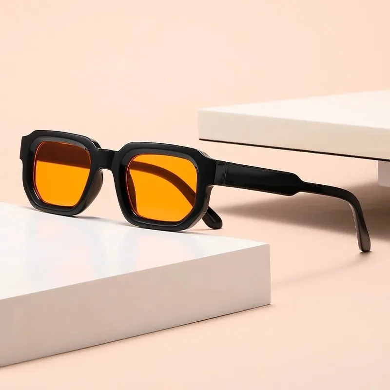Nouvelles Lunettes de Soleil Rectangulaires d'Été pour Femmes et Hommes, Marque de Créateur Tendance, Lunettes de Soleil Décontractées en Plastique pour l'Extérieur