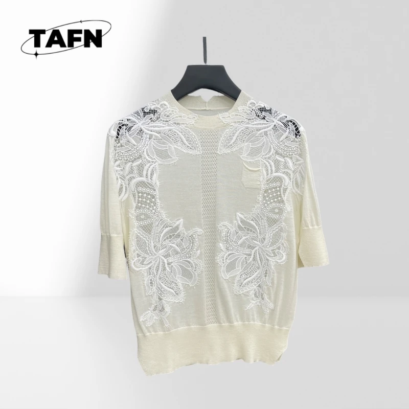 

Vintage 90s T-shirt, Retro Graphic Design, Unisex, High-Quality Cotton, Comfortable Fit Funny Quotes T-Shirt Men & Women AI0801