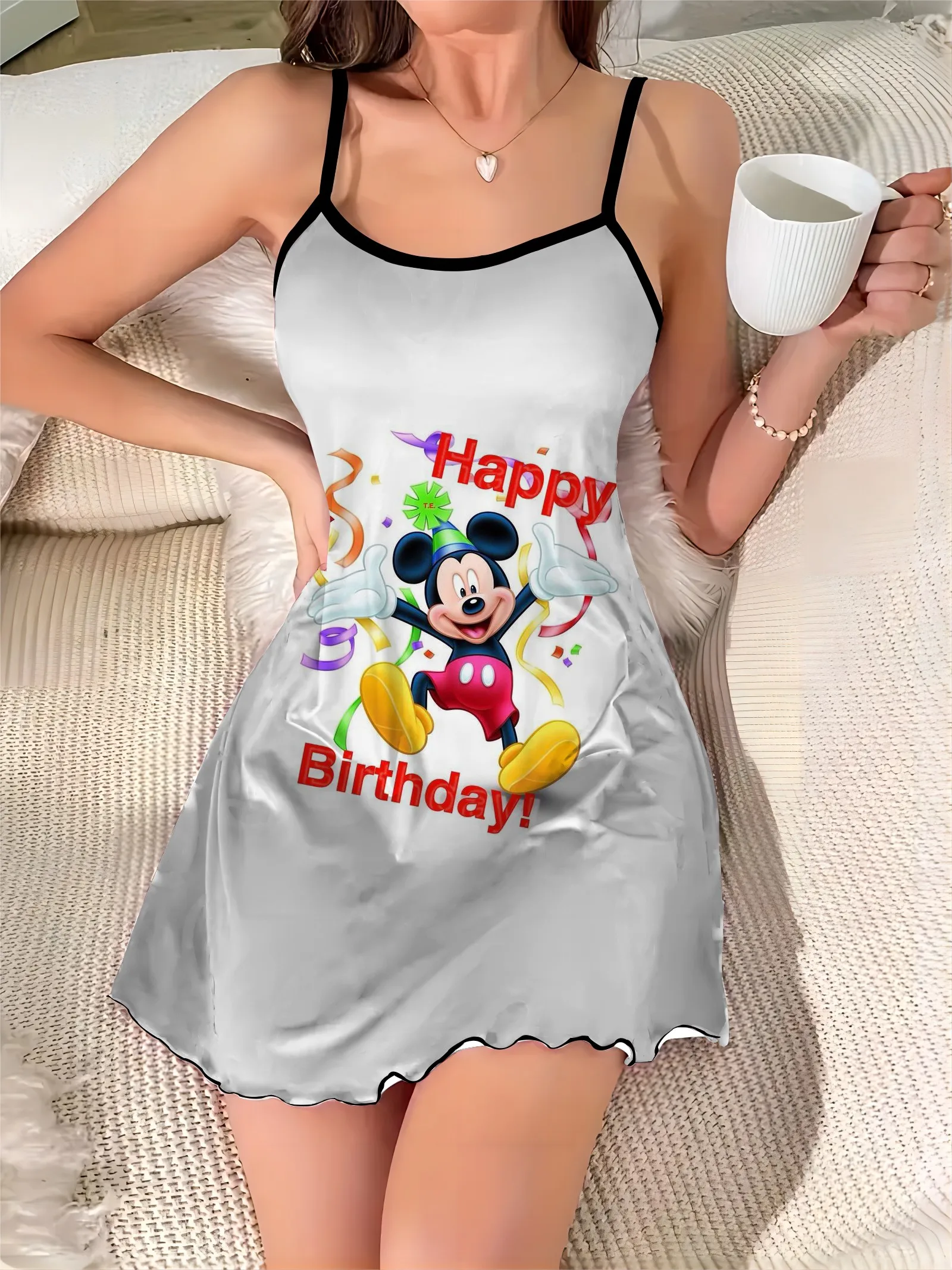 Falda de pijama de Minnie Mouse para mujer, vestido de casa con cuello redondo, vestidos elegantes, superficie de satén, ribete de lechuga, Disney, Mickey Chic, Mini Sexy