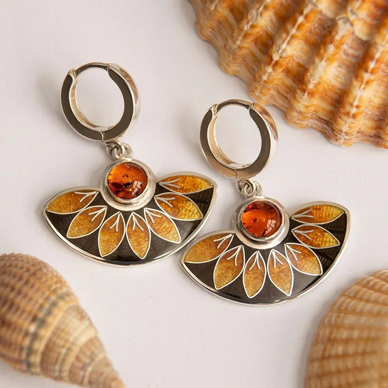 

Exquisite Painting Flower Orange Resin Stone Earrings Ladies Fashion Jewelry Yellow Petals Statement Dangle Earrings Gift