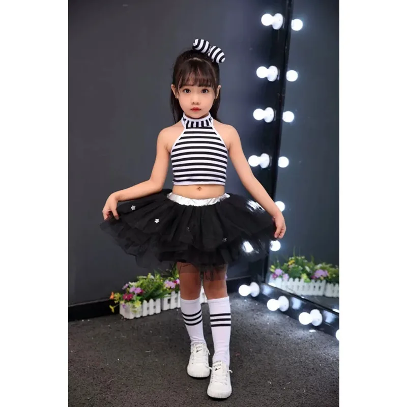 女の子のためのきらびやかなダンスドレス,光沢のあるダンボールのためのダンスドレス,ジャズダンススーツ,スパンコール付きダンスウェア,ツツ