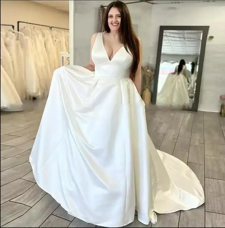 Vestidos de novia elegantes con cuello en V, vestidos de novia largos sin mangas de satén, línea A