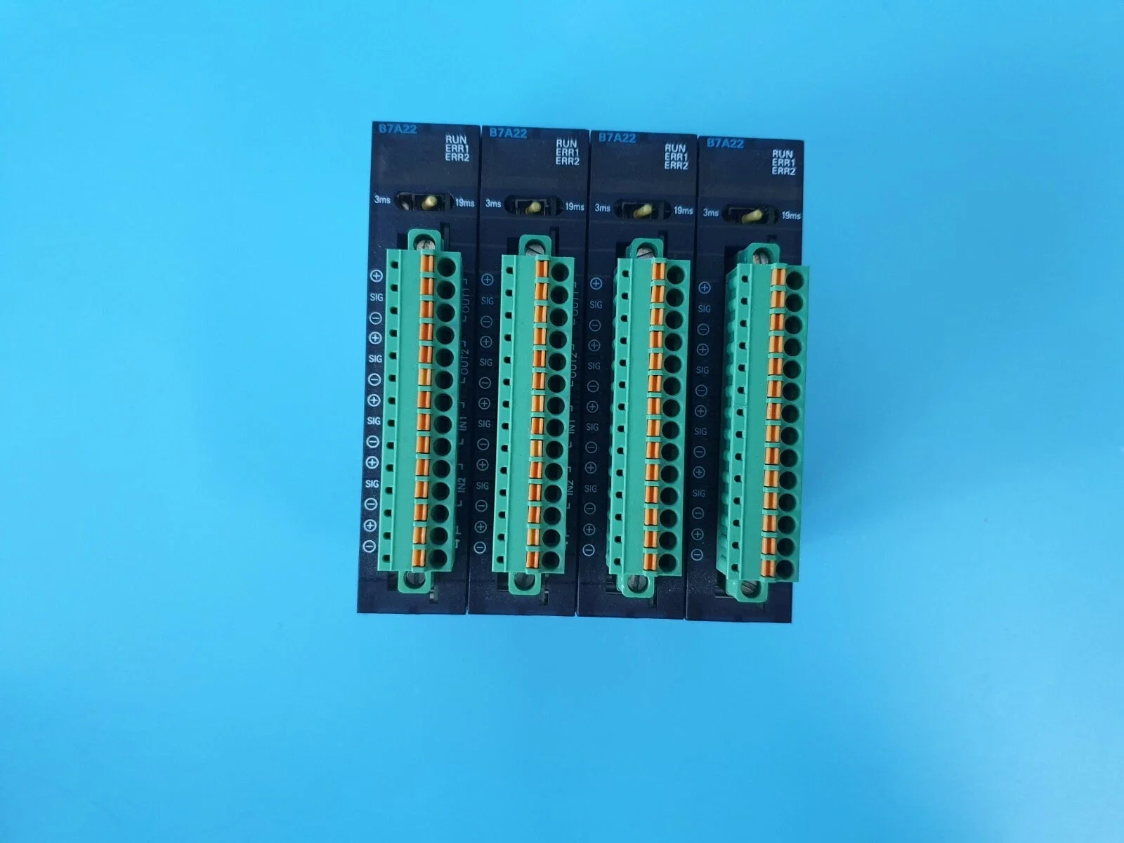 New CJ1W-B7A22 For Omron CJ1W-B7A22 Controllers Interface Module