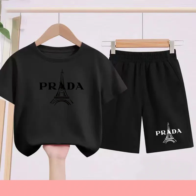 

Children's Sportswear Set T-shirt+shorts.Both Boys and Girls Like Quick-drying Fabric.T-shirts Suitable for Children Aged 3 To13