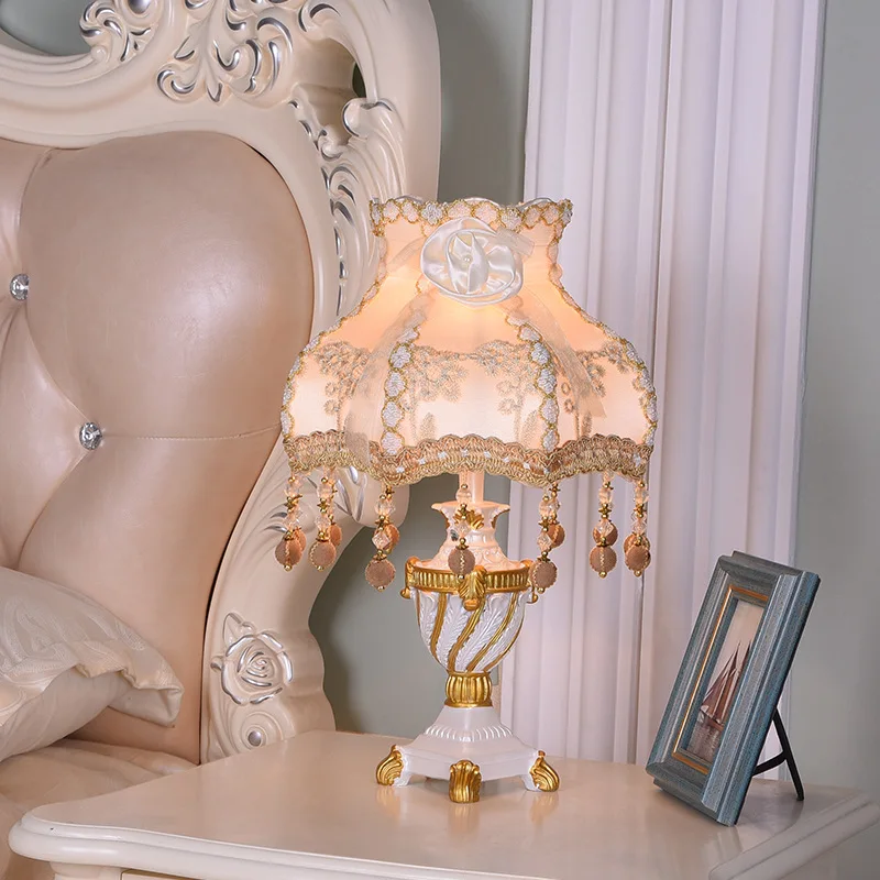 Lamp bedroom warm wedding room nightstand lamp luxury European living room decoration remote control