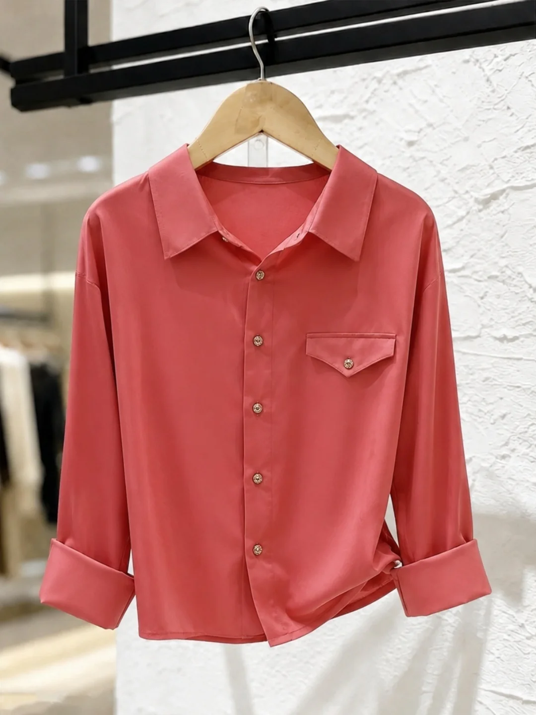 Korean Style Long Sleeve Shirt Single Button Commute Fashionable Anti-Aging Design Sense Autumn Small Audience Women's Silk Top
