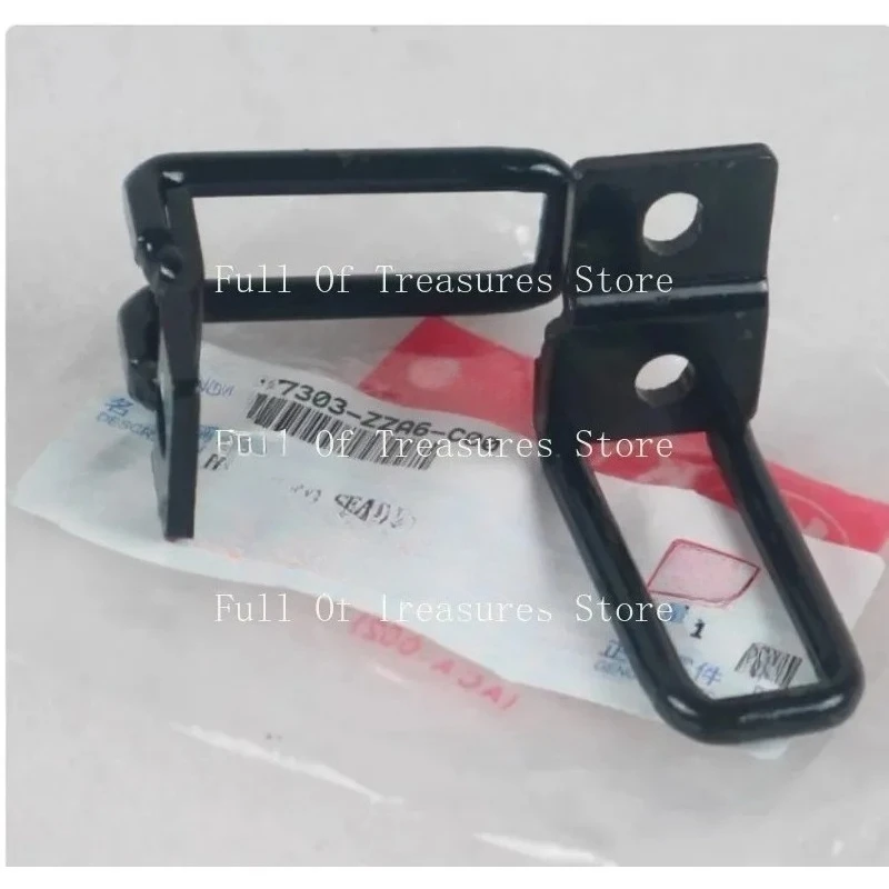 1PC Motorcycle Seat Cushion Lock Buckle Suitable for 250 300i CT250 CT300 S350 S400