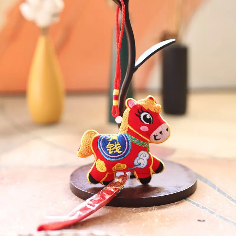 1 قطعة لطيف الحصان سنة دمية قلادة حلية ظهره الشنق اكسسوارات السنة الجديدة الديكور هدية #3