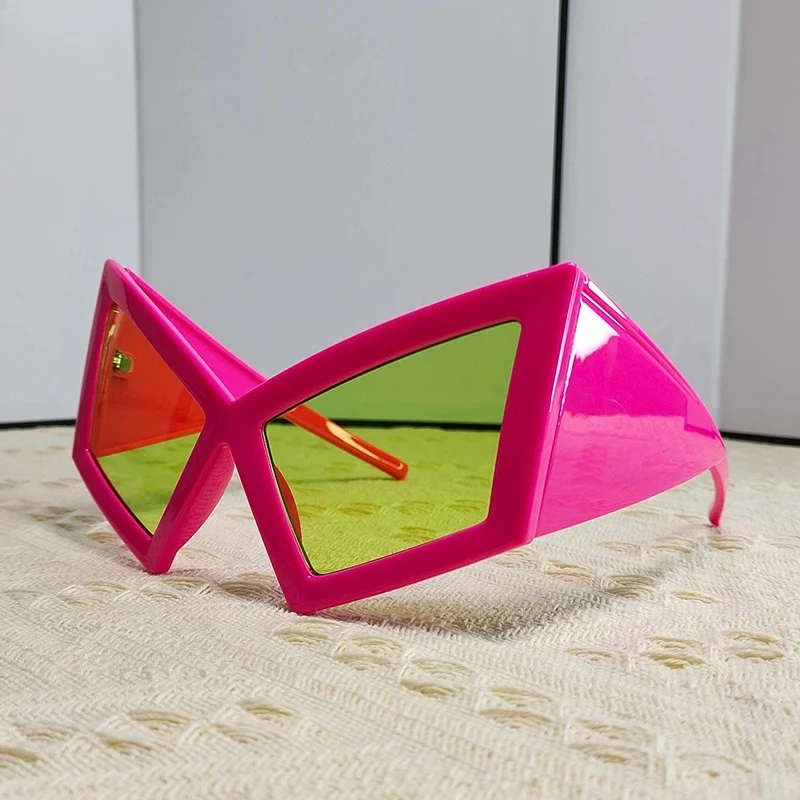 المتضخم عين القط النظارات الشمسية النساء إطار كبير 2025 العلامة التجارية الفاخرة درع فاسق نظارات شمسية للسيدات يندبروف نظارات ظلال UV400