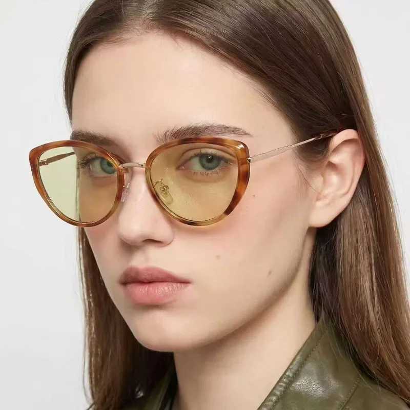 Stylish Women Cat Eye Sunglasses Tortoiseshell Frame Thin Metal Temple Luxury Fashion Eyewear for UV400 Shades Travel Streetwear