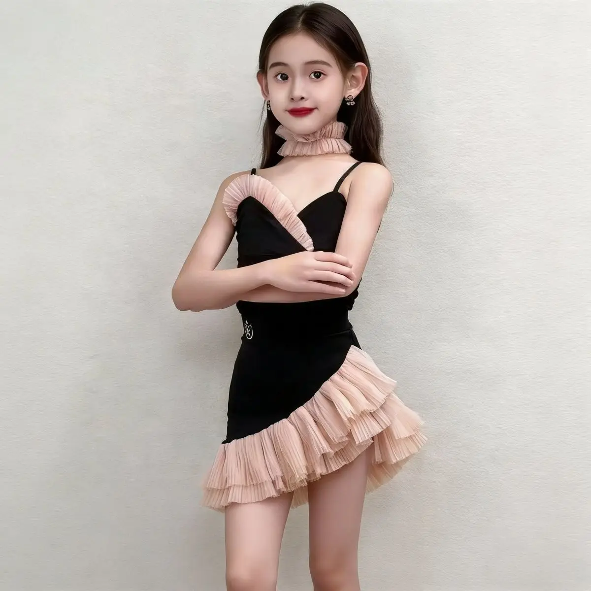 Latin Dance Practice Clothes for Girls 2026 New High End Children Performance Suspender Top Skirt Summer Two Piece Set