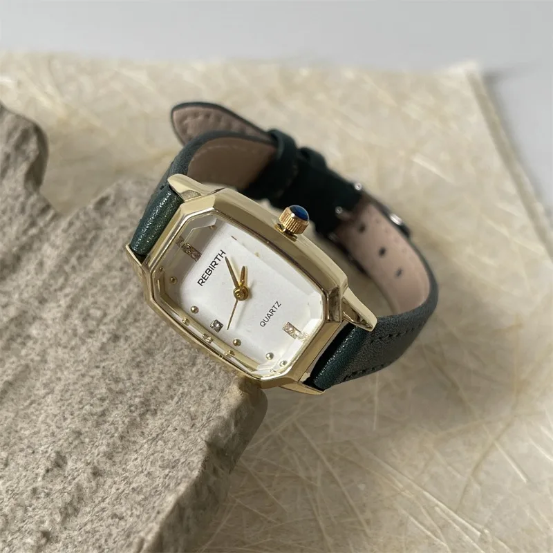Women's watch Fashion Retro Digital Dial Casual Watches Square Leather Fashionable Quartz Wristwatch for Women Gift Reloj Mujer