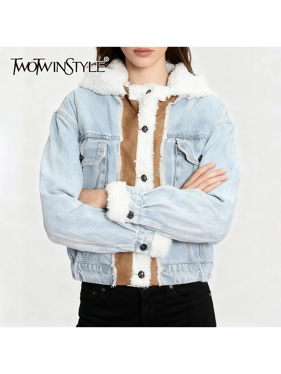 

TWOTWINSTYLE хит цвета сращенные карманы ковбойские куртки для женщин с капюшоном и длинными рукавами лоскутная флокированная модная куртка женская новая