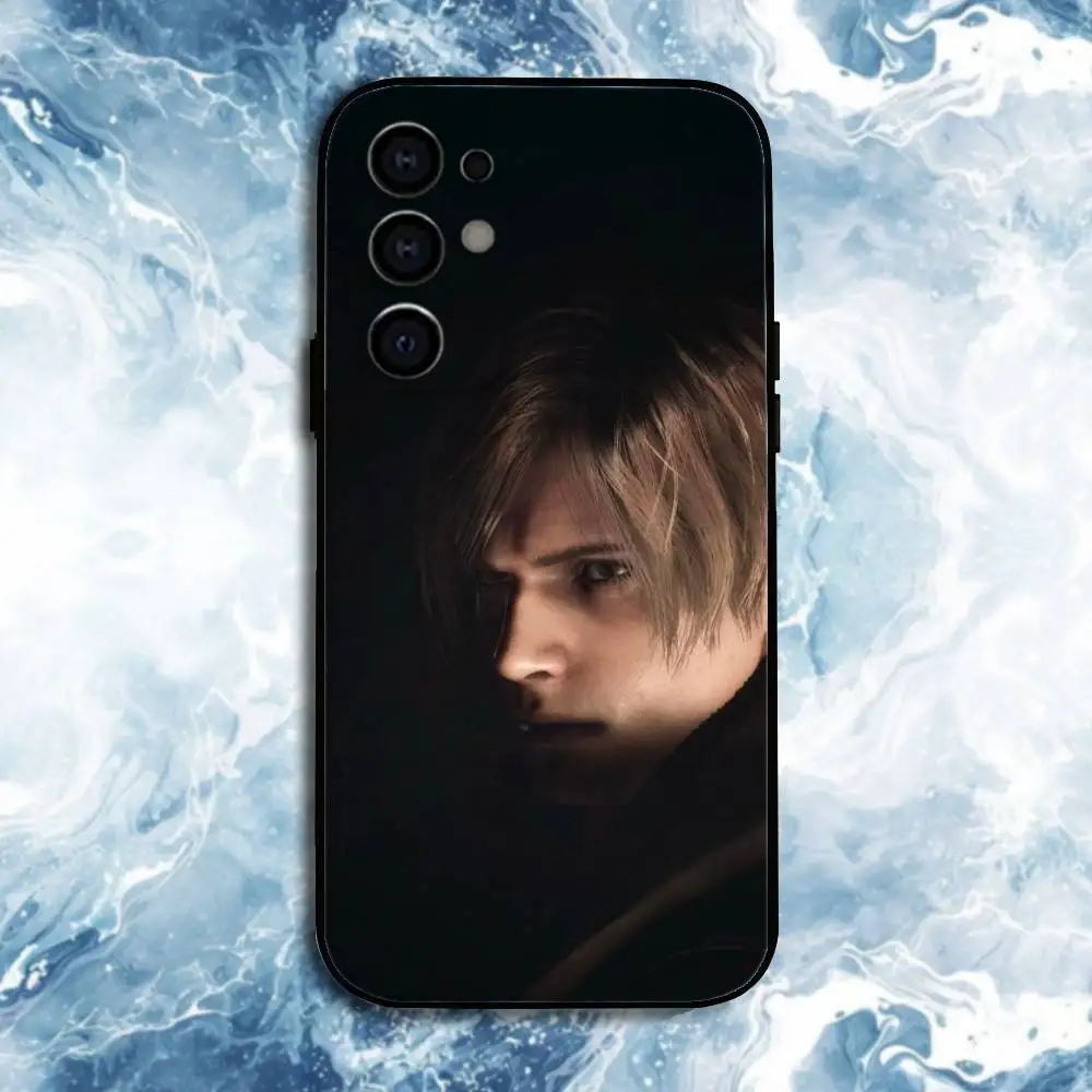 حافظة لهاتف ليون كينيدي ريزدنت إيفيل 4 لهواتف سامسونج S25، S24، S23، S22، S21، S20، Plus، Fe، Lite، غطاء أسود آخر