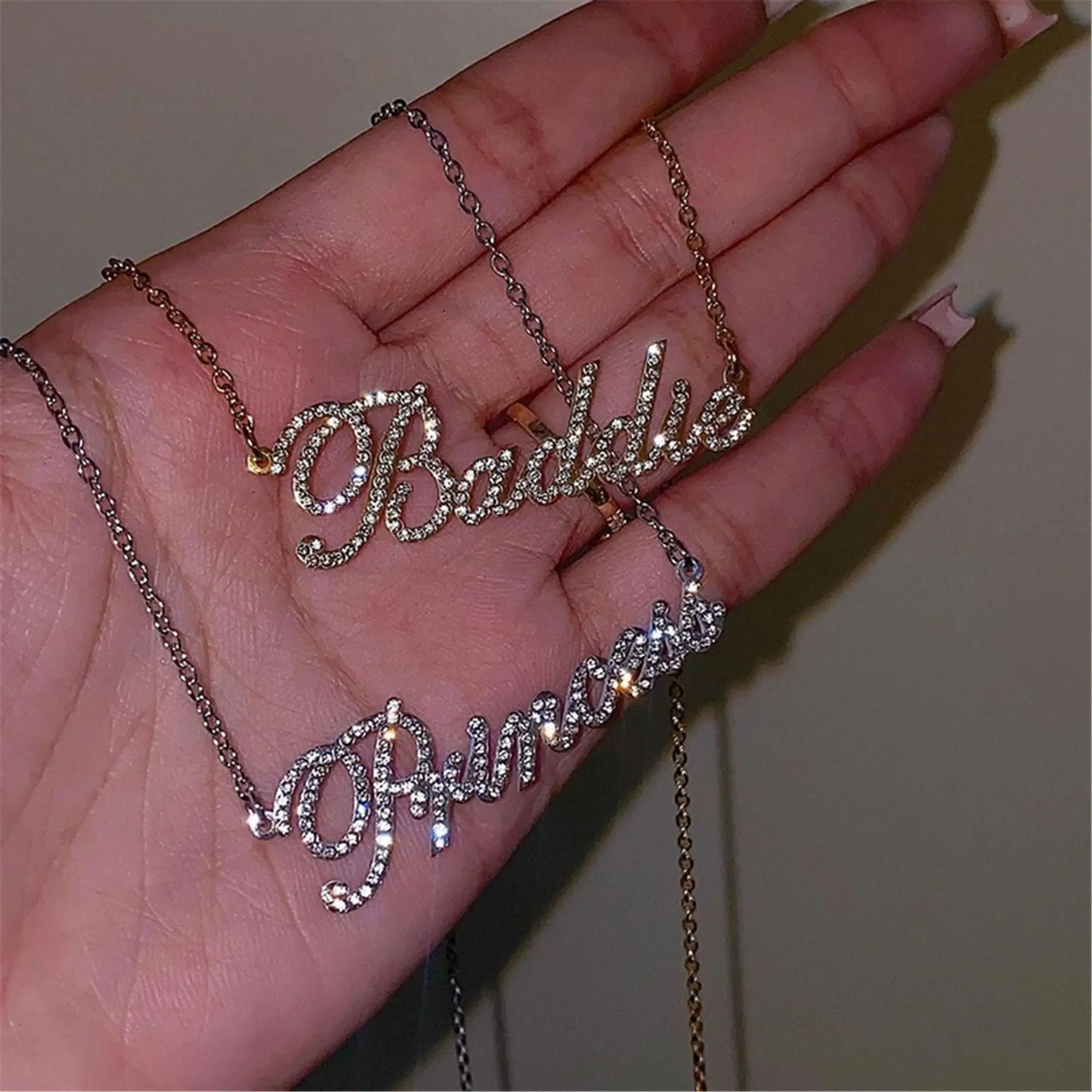 

Customized Personalized Name Stainless Steel Necklace Cubic Zirconia Letter Shiny Pendant Women's Christmas Jewelry Gift