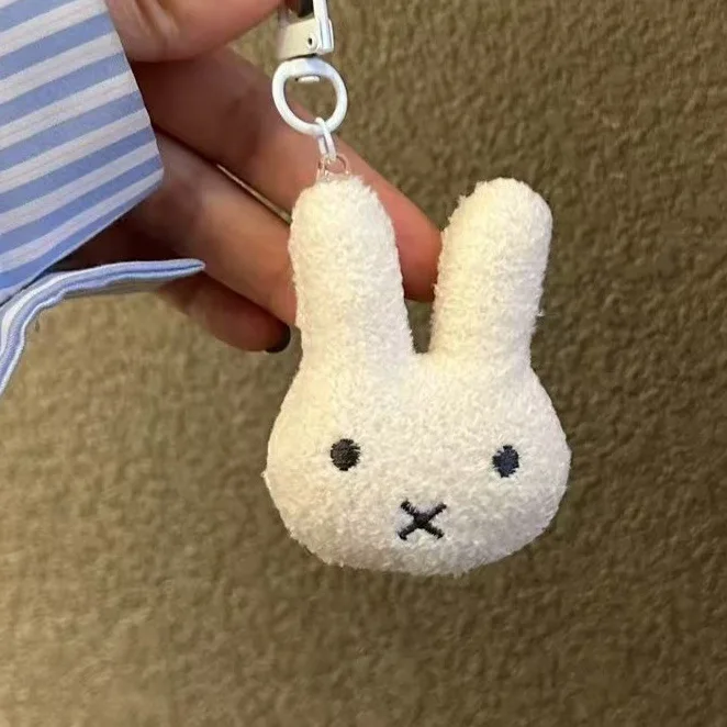 Neuer Miffy Schlüsselanhänger mit Hoher Farbwirkung, Cartoon-Hasen-Form, Kreativer Niedlicher Anhänger für Männer und Frauen, Auto- und Schulranzen-Dekoration – Detail 7