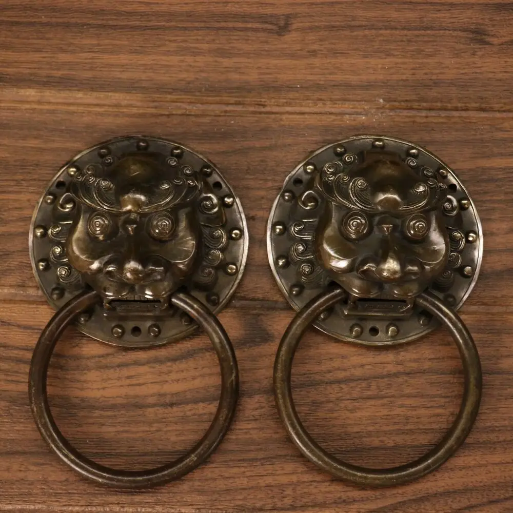 Collectable China old bronze copper handmade lion statue exquisite Door Knockers