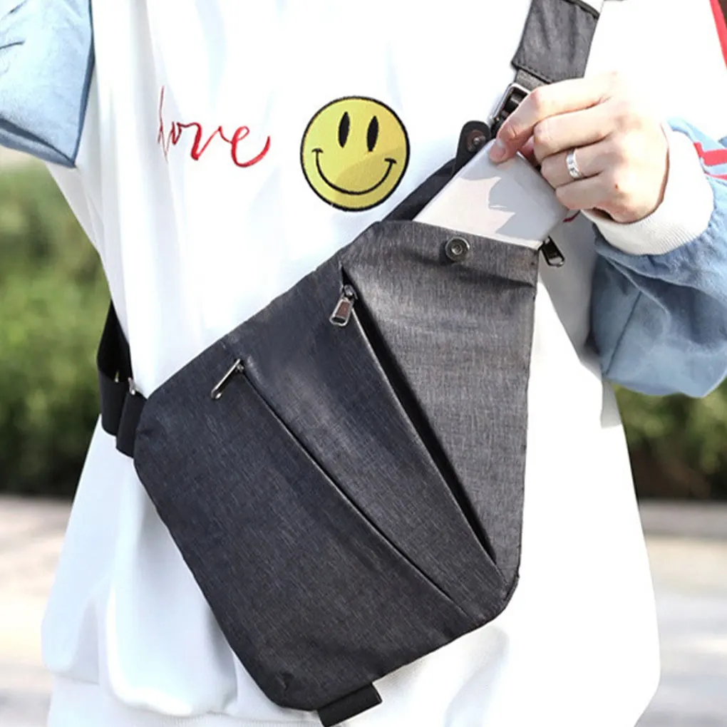 กระเป๋าคาดหน้าอก ทันสมัยและกว้างขวางสำหรับใส่ของจำเป็นในชีวิตประจำวัน ลำลอง สะดวกในการพกพา กระเป๋า สีเทา ไหล่ขวา