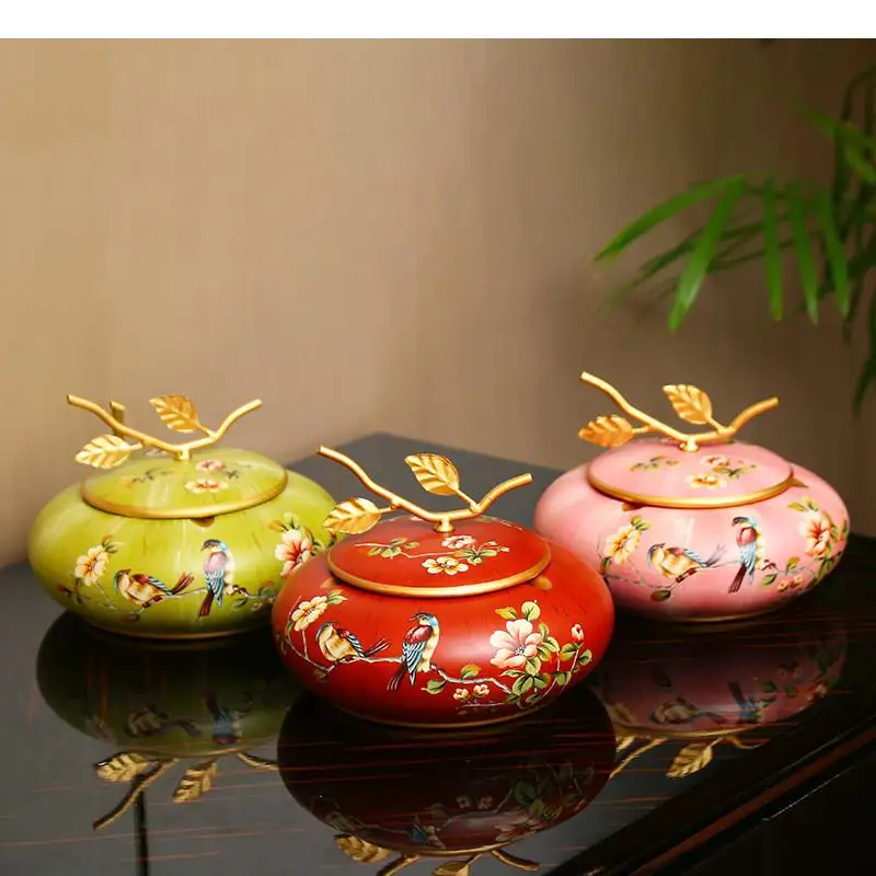 With Cover Painted Ceramics Ashtray Home American Living Room Coffee Table Retro Storage Box Decoration Anti-fly Ash