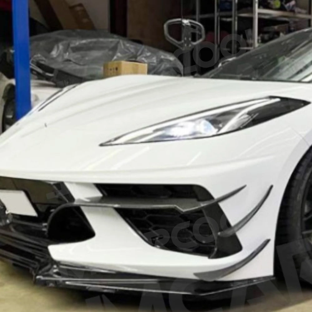 

JMCARCOOL Carbon Fiber Front Bumper Fins Side Splitters Accessories For Chevrolet Corvette C8 2020-2021 Front Air Vent Trim
