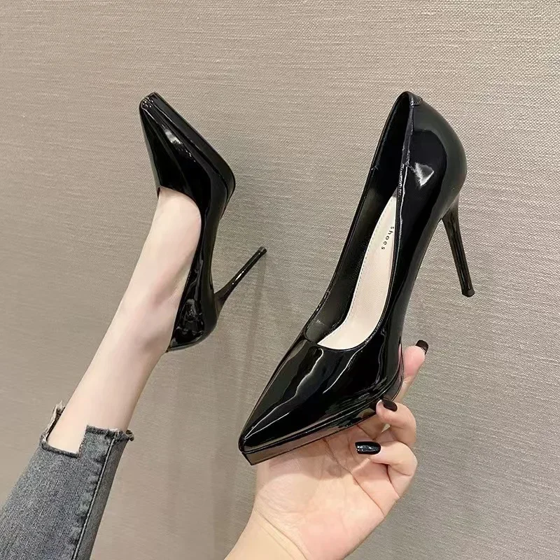 Women's High Heels 2025 Spring Autumn New Style Black Fine Track Pointed Shallow Velvet Professional Shoes Foreign Trade Plus Si