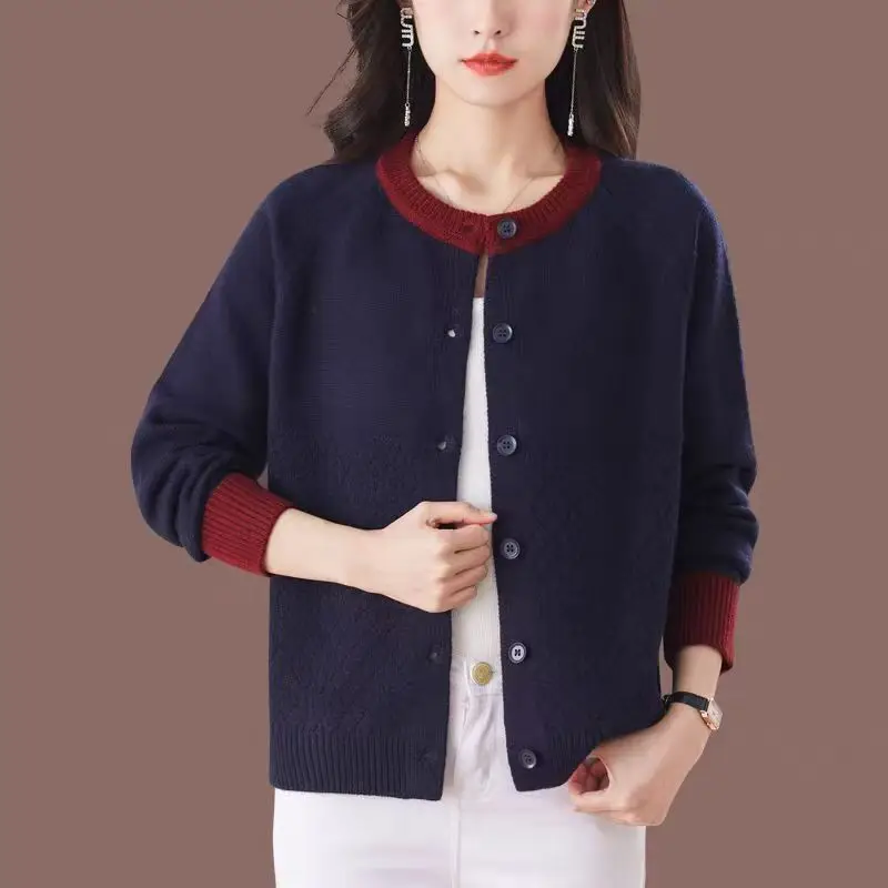 Abbigliamento da donna Moda All-match Cardigan patchwork solido Autunno Inverno Nuovo casual Allentato O-Collo Maglioni con bottoni Lady Top corto