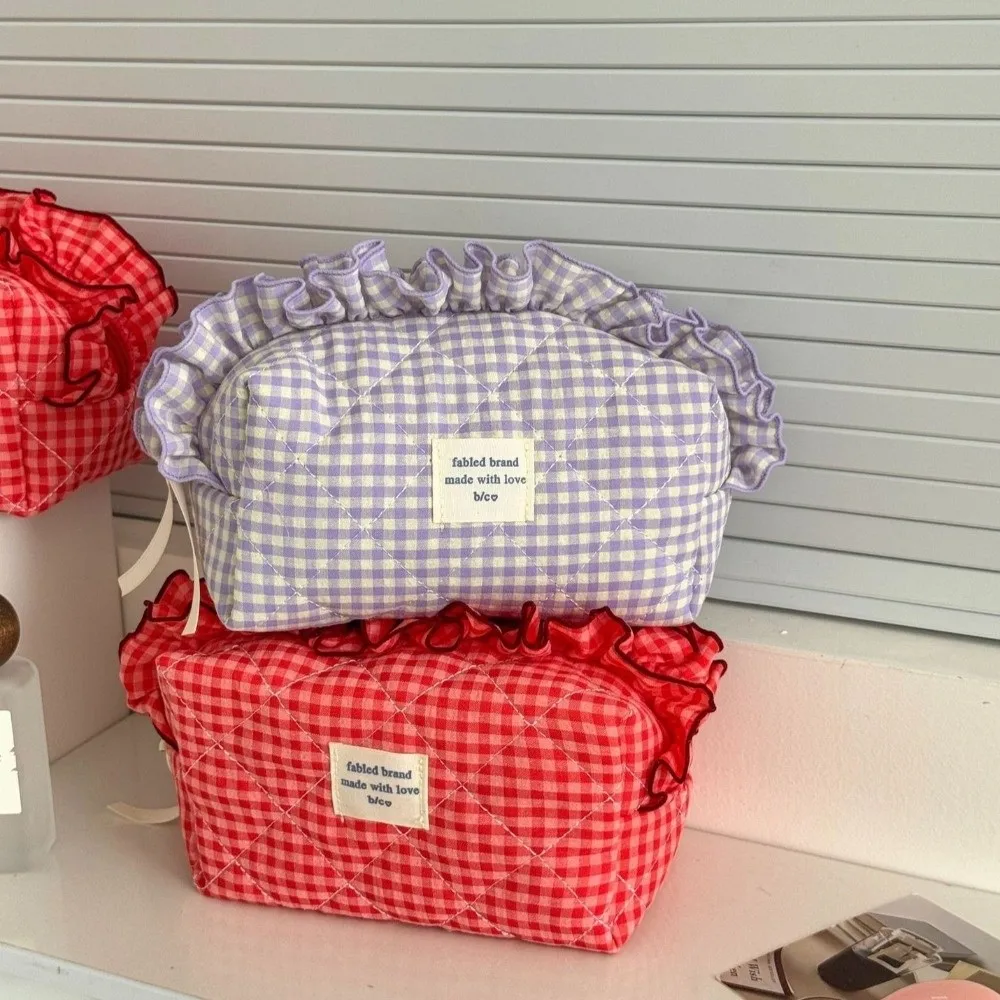 High Quality Sweet Ruffle Makeup Bag Portable Large Capacity Cosmetic Bag with Zipper Multifunctional Toiletry Organizer Travel
