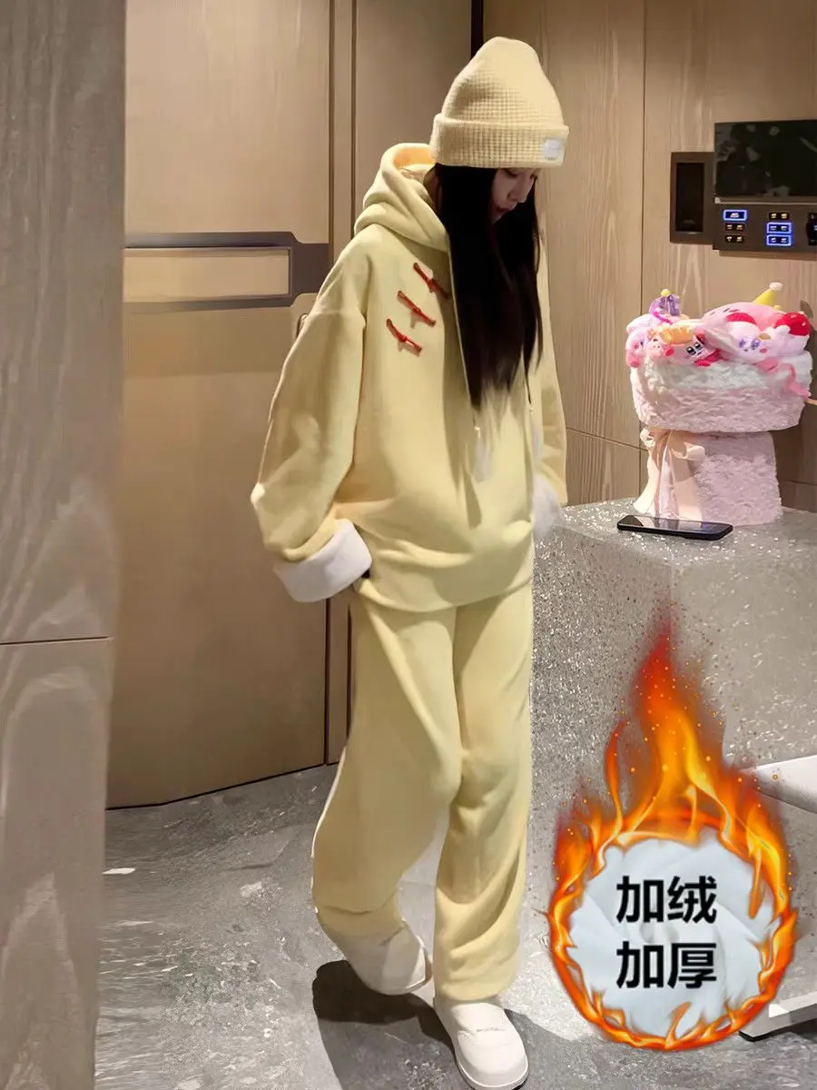 

​​Women's Salt Style Fleece Tracksuit Set Winter Plush Thickened Hoodie Lounge Two-Piece Outfit​​