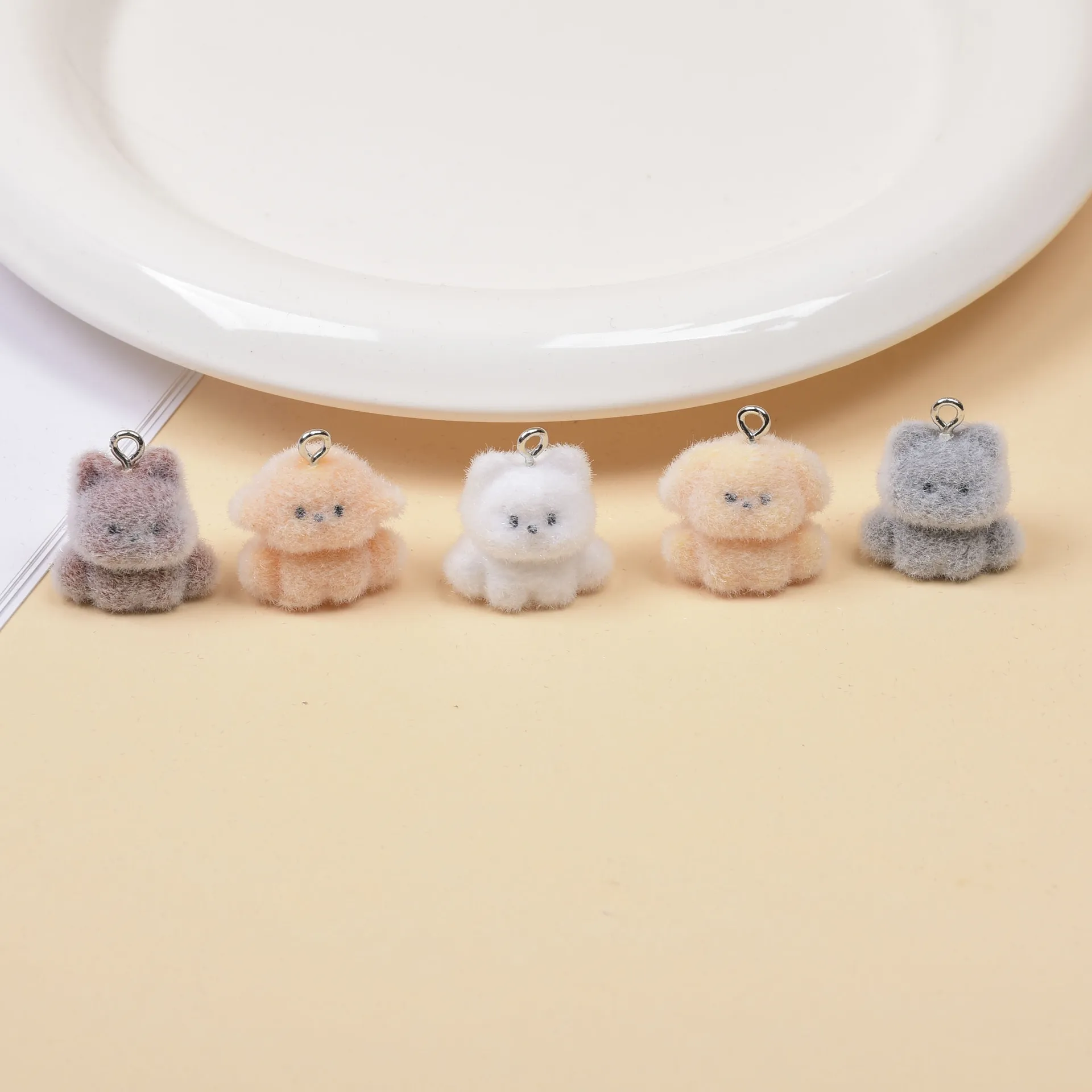 20pcs 3D Flocking Cute Rabbit Puppy Cartoon Animal Resin Charms For Keychain Necklace Earrings Making DIY Jewelry Accessories